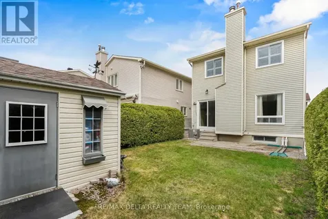 6043 Valley Field Crescent Ottawa ON K1C 5P2
