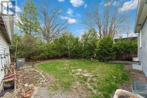 260 Keyworth Avenue Ottawa ON K1Y 0G1