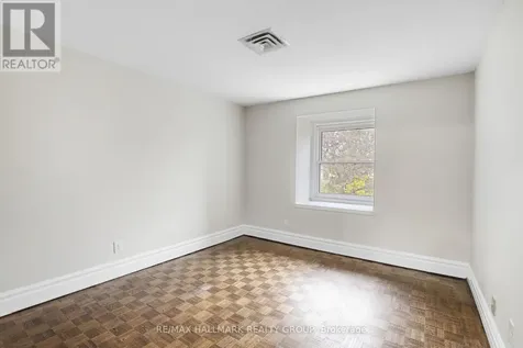 920 Dynes Road Ottawa ON K2C 0G8