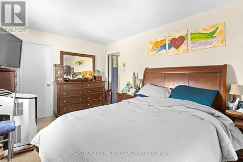 714 Tanguay Court Ottawa ON K2L 3X2