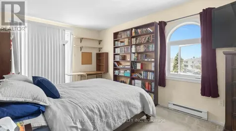 714 Tanguay Court Ottawa ON K2L 3X2