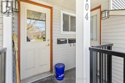 714 Tanguay Court Ottawa ON K2L 3X2