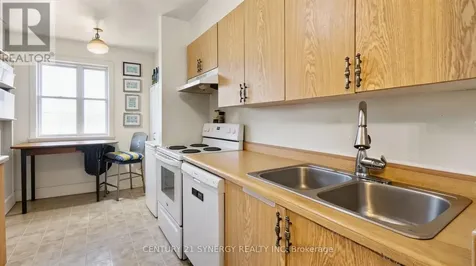 714 Tanguay Court Ottawa ON K2L 3X2