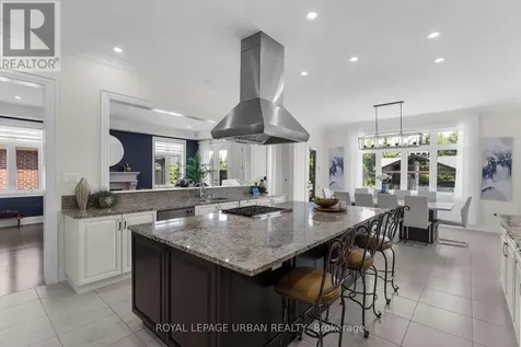 15 Country Club Crescent Uxbridge ON L9P 0B8