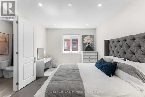 15 Country Club Crescent Uxbridge ON L9P 0B8