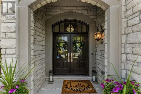 15 Country Club Crescent Uxbridge ON L9P 0B8