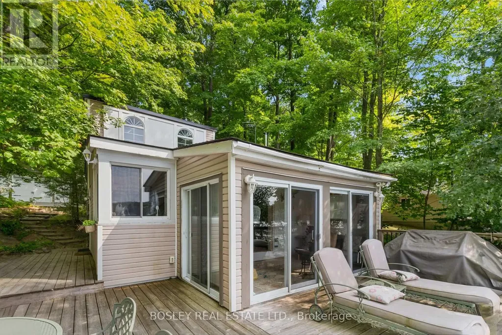 150 Farlain Lake Road East Tiny ON L9M 0B5
