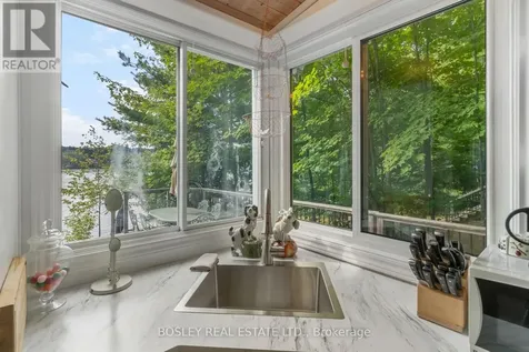 150 Farlain Lake Road East Tiny ON L9M 0B5