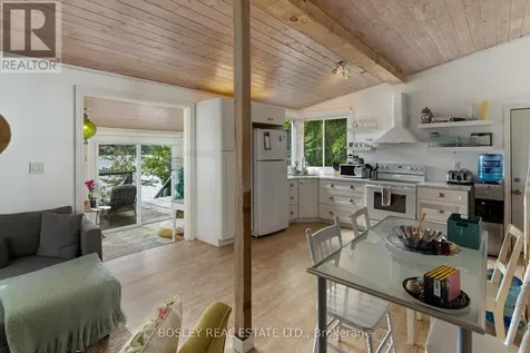 150 Farlain Lake Road East Tiny ON L9M 0B5