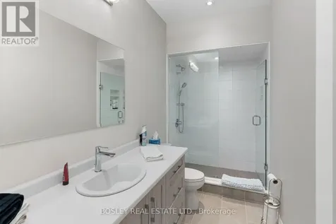 152 Farlain Lake Road East Tiny ON L9M 0B5