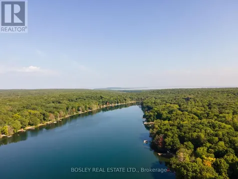 152 Farlain Lake Road East Tiny ON L9M 0B5