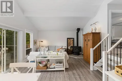 152 Farlain Lake Road East Tiny ON L9M 0B5