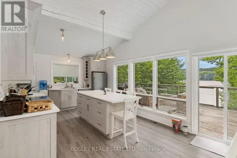 152 Farlain Lake Road East Tiny ON L9M 0B5