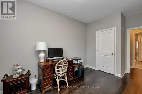 120 Prestige Circle Ottawa ON K4A 1B4