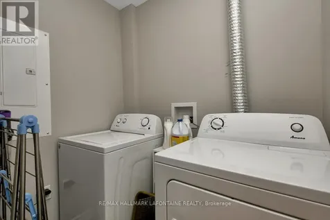 120 Prestige Circle Ottawa ON K4A 1B4
