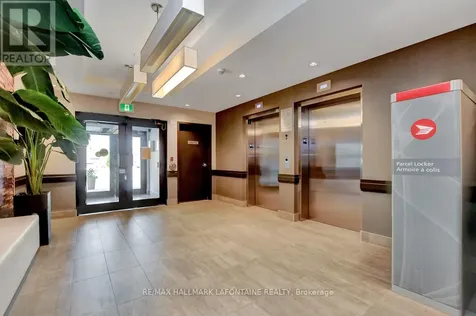 120 Prestige Circle Ottawa ON K4A 1B4