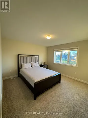 897 Robert Ferrie Drive Kitchener ON N2R 0P2