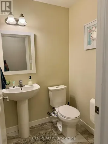 897 Robert Ferrie Drive Kitchener ON N2R 0P2