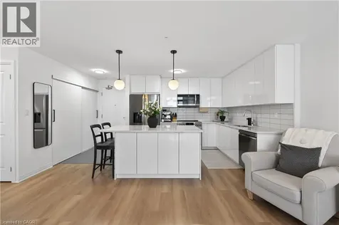 5 Hamilton Street North Waterdown ON L8B 2A4