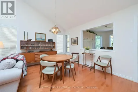 17 Sunset Boulevard New Tecumseth ON L9R 1Y8