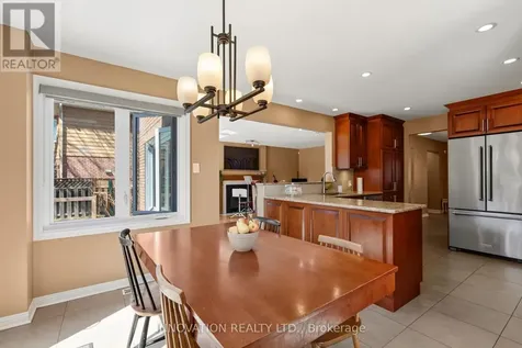 32 Marble Arch Crescent Ottawa ON K2G 5S3