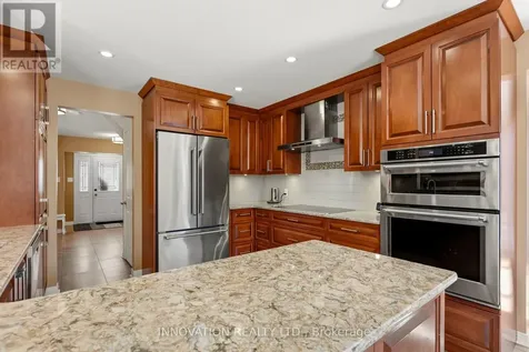 32 Marble Arch Crescent Ottawa ON K2G 5S3