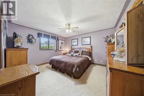 2 Viola Court Delhi ON N4B 3C9