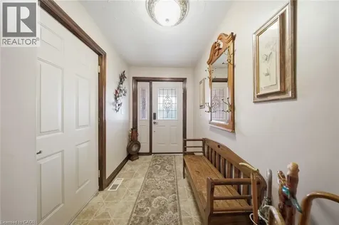2 Viola Court Delhi ON N4B 3C9