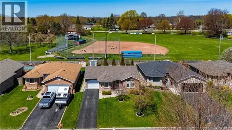 44 Geoffery Road Port Dover ON N0A 1N4