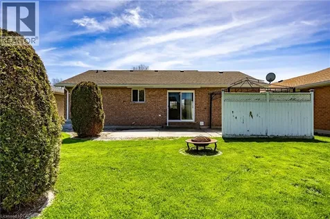 44 Geoffery Road Port Dover ON N0A 1N4