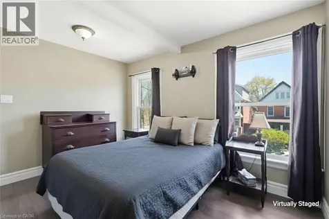 224 Balsam Avenue South Hamilton ON L8M 3C1