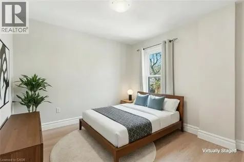 224 Balsam Avenue South Hamilton ON L8M 3C1