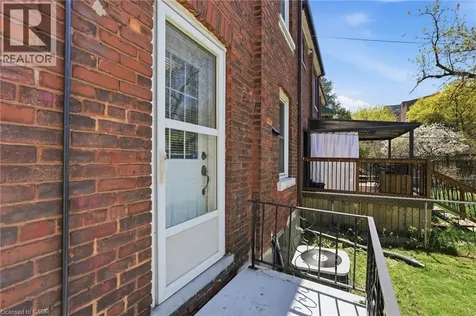 224 Balsam Avenue South Hamilton ON L8M 3C1
