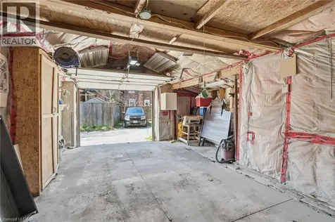 224 Balsam Avenue South Hamilton ON L8M 3C1