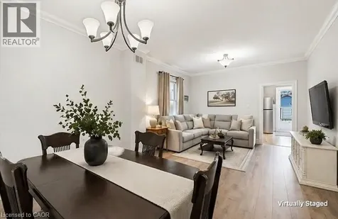 224 Balsam Avenue South Hamilton ON L8M 3C1