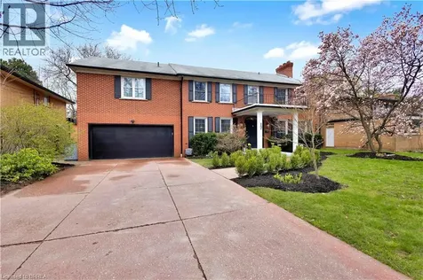 17 Braemar Place Hamilton ON L9C 1C9
