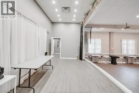 1457 Drouillard Road Windsor ON N8Y 2R8