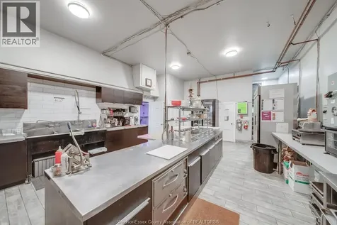 1457 Drouillard Road Windsor ON N8Y 2R8