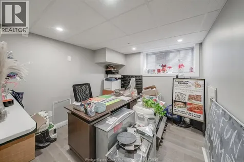 1457 Drouillard Road Windsor ON N8Y 2R8