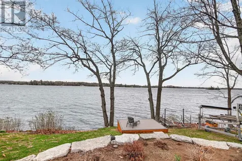 102 Heron Lane Beckwith ON K7C 4L3