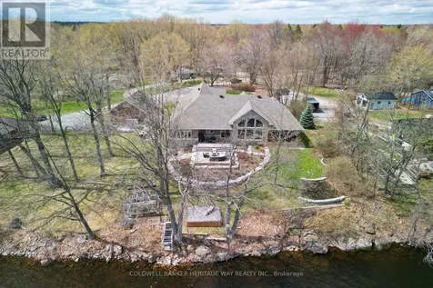 102 Heron Lane Beckwith ON K7C 4L3