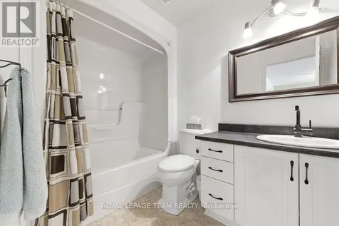 205 Renfrew Avenue West Renfrew ON K7V 2Y4
