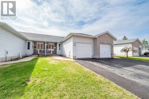 205 Renfrew Avenue West Renfrew ON K7V 2Y4