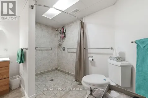 205 Renfrew Avenue West Renfrew ON K7V 2Y4