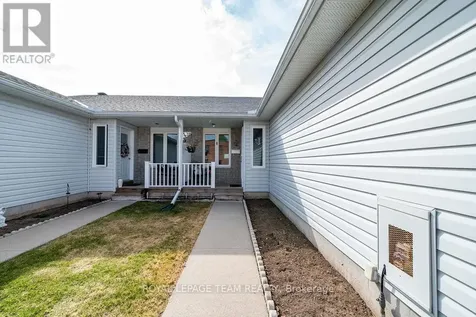 205 Renfrew Avenue West Renfrew ON K7V 2Y4