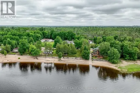 794 Forest Park Road Laurentian Valley ON K8A 6W2