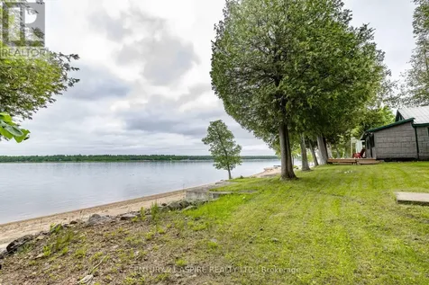794 Forest Park Road Laurentian Valley ON K8A 6W2