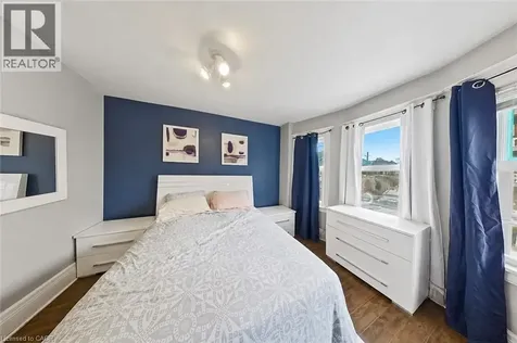 81 Carrick Avenue Hamilton ON L8M 2W4