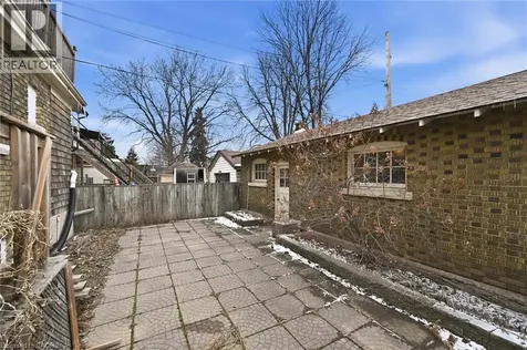81 Carrick Avenue Hamilton ON L8M 2W4