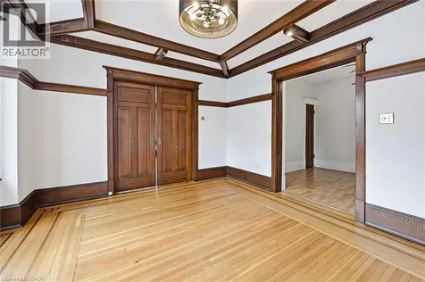 81 Carrick Avenue Hamilton ON L8M 2W4
